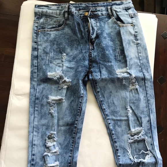Ripped Acid Washed Distressed Jeans - Picture 5 of 8